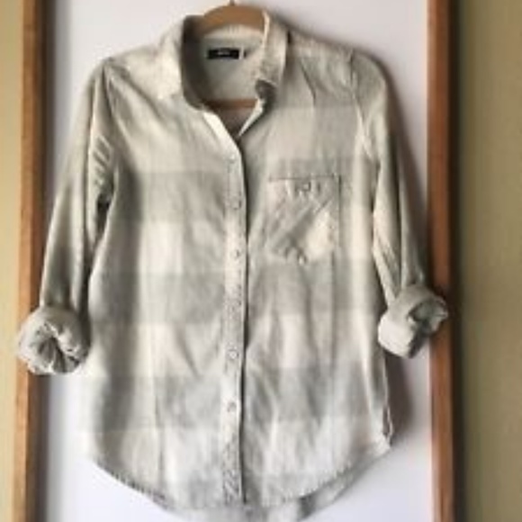 Urban Outfitters BDG Soft Checkered Long Sleeve - Picture 1 of 2